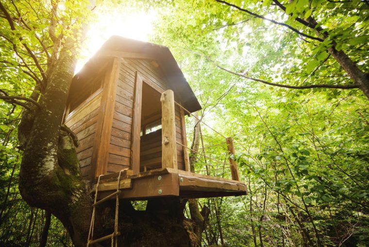 dormire casa su albero in italia