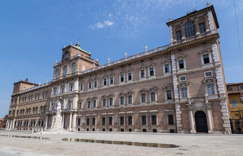 palazzo ducale modena