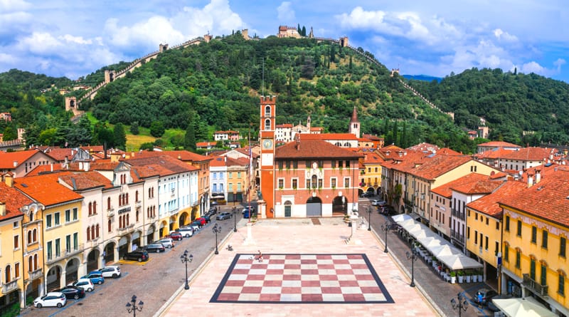 piazza degli scacchi marostica