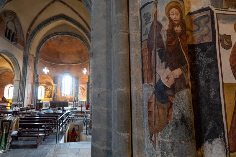 interno sacra san michele