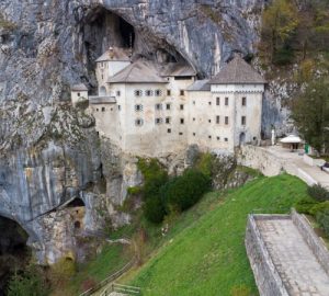 castello di predjama
