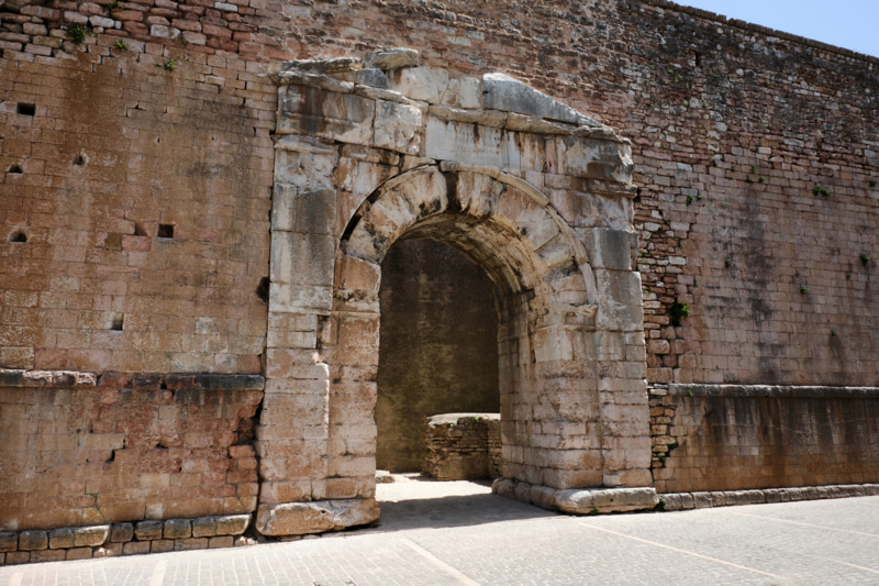 porta-accesso-spello