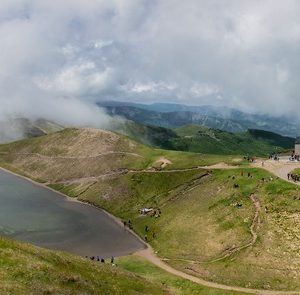 paesaggio doganaccia lago scaffaiolo