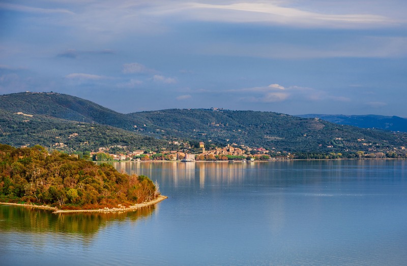 lago Trasimeno visto dall'isola maggiore