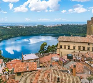 visuale panoramica lago di nemi