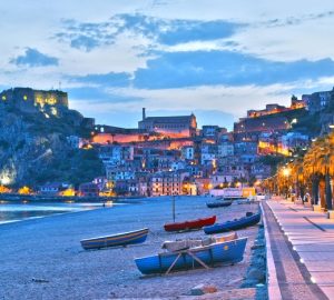 scilla durante tramonto