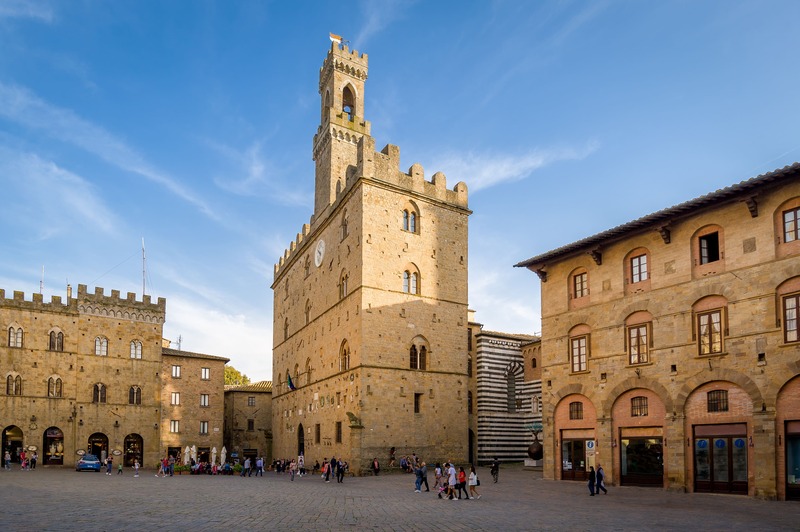 Piazza dei Priori, Volterra