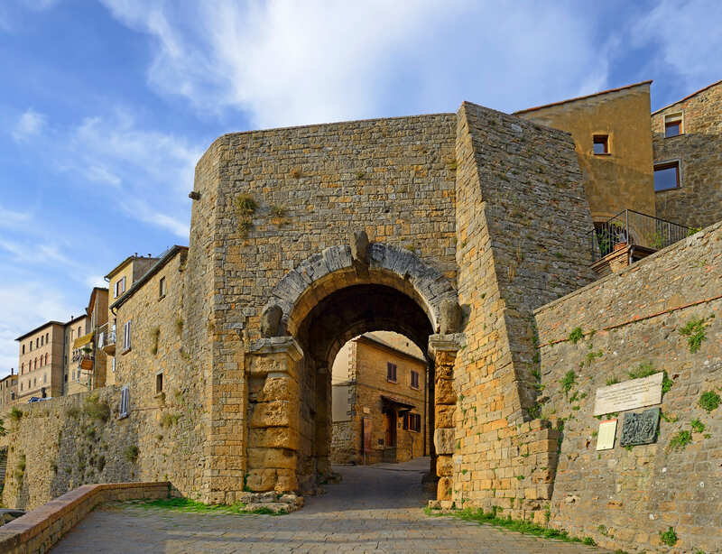 Porta all'Arco- Volterra